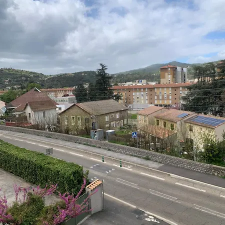 Privee Dans 10 Minutes A Pied De La Gare Et Du Centre * 阿莱斯