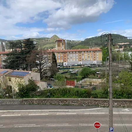 Privee Dans 10 Minutes A Pied De La Gare Et Du Centre 招待所 阿莱斯