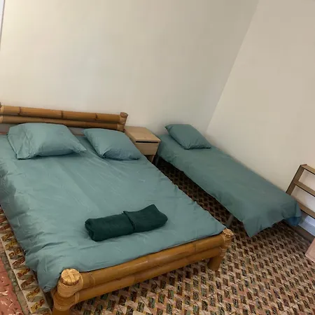 Privee Dans 10 Minutes A Pied De La Gare Et Du Centre *